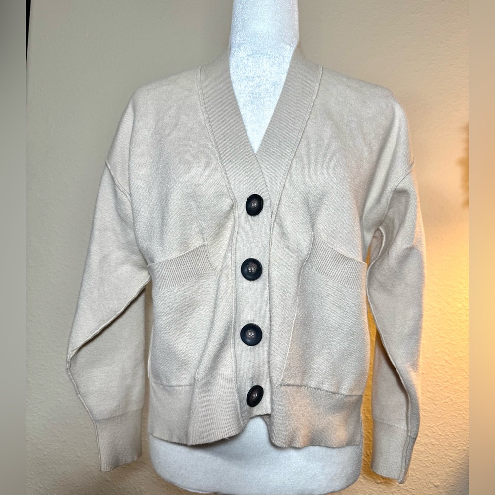 Elegant Beige Women's Cardigan Two Deep Pockets Oversized Long Sleeves